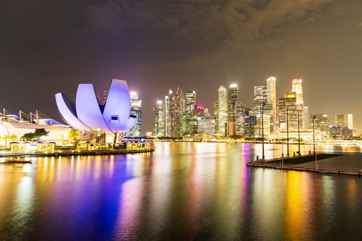 singapore marina bay night skyline