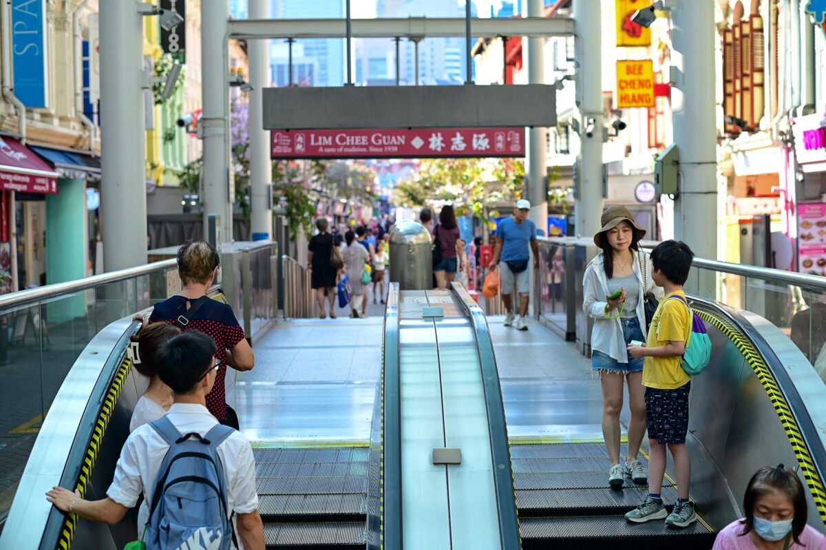 orchard road singapore shopping district