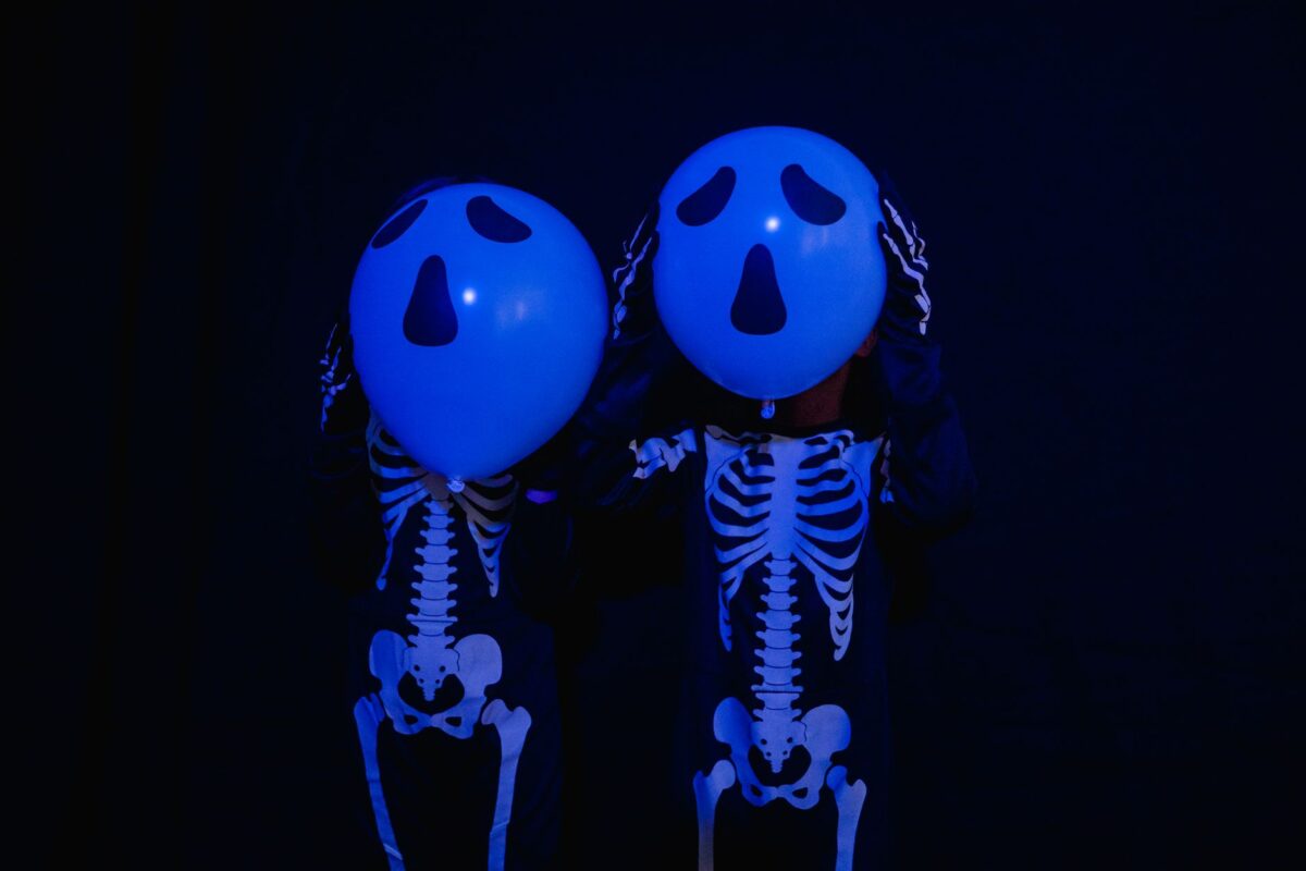 universal studios singapore halloween decoration night
