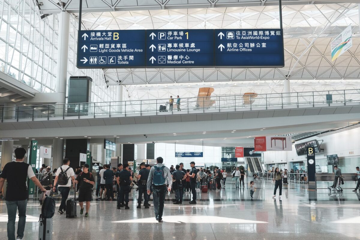 changi airport departure hall passengers